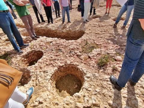 Visite Peyrouse trous de poteaux